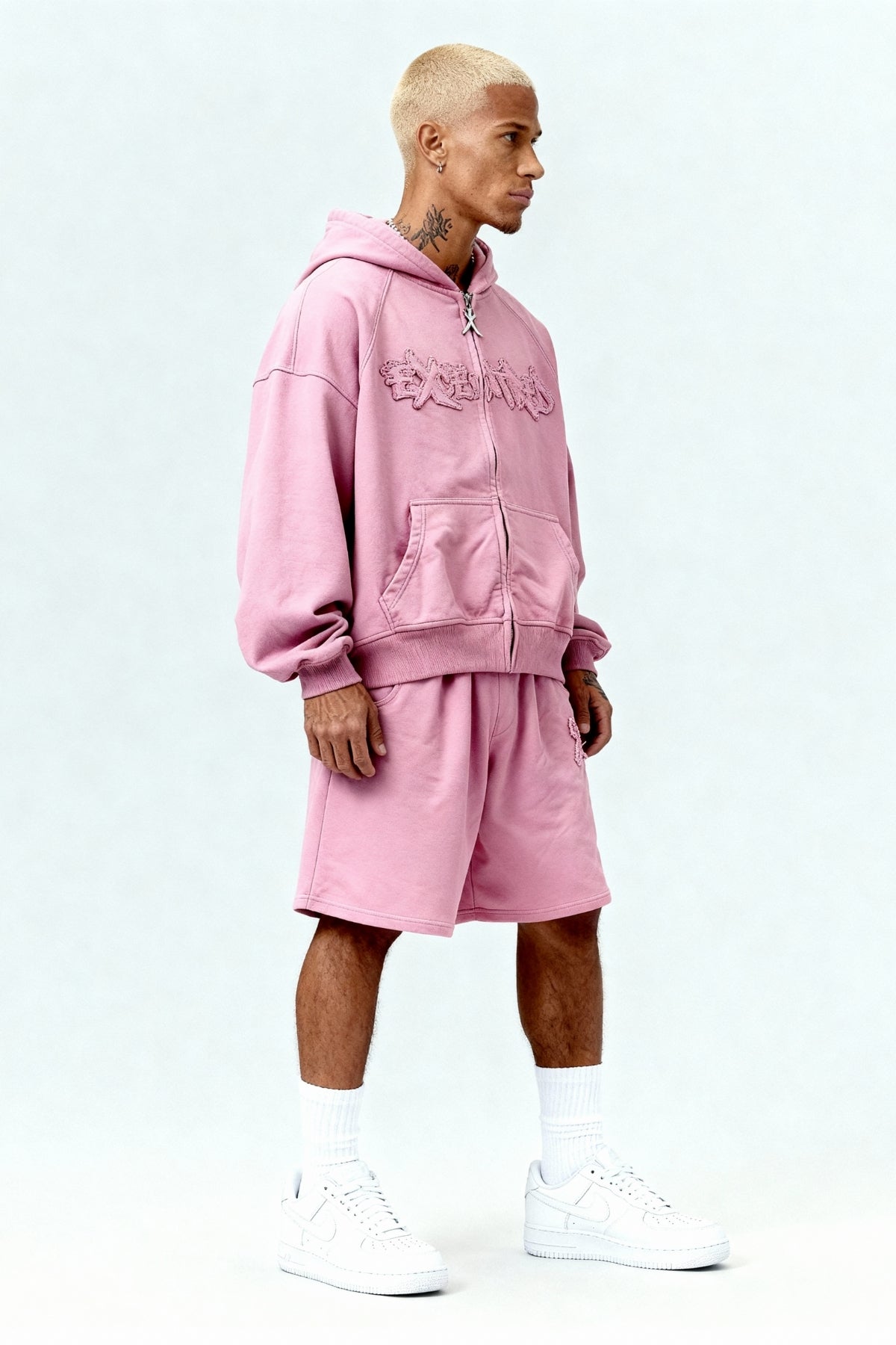 DISTRESSED SHORTS SAKURA PINK