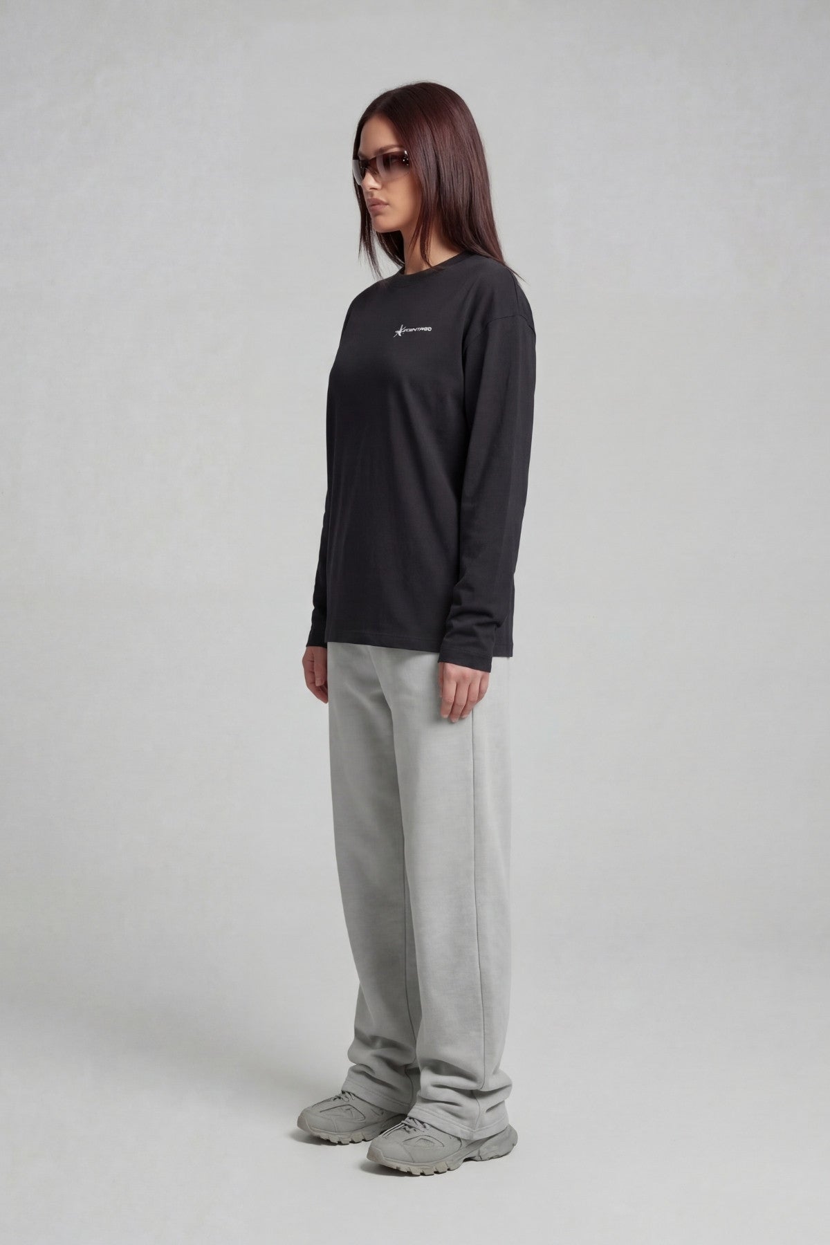 BASIC LONGSLEEVE BLACK