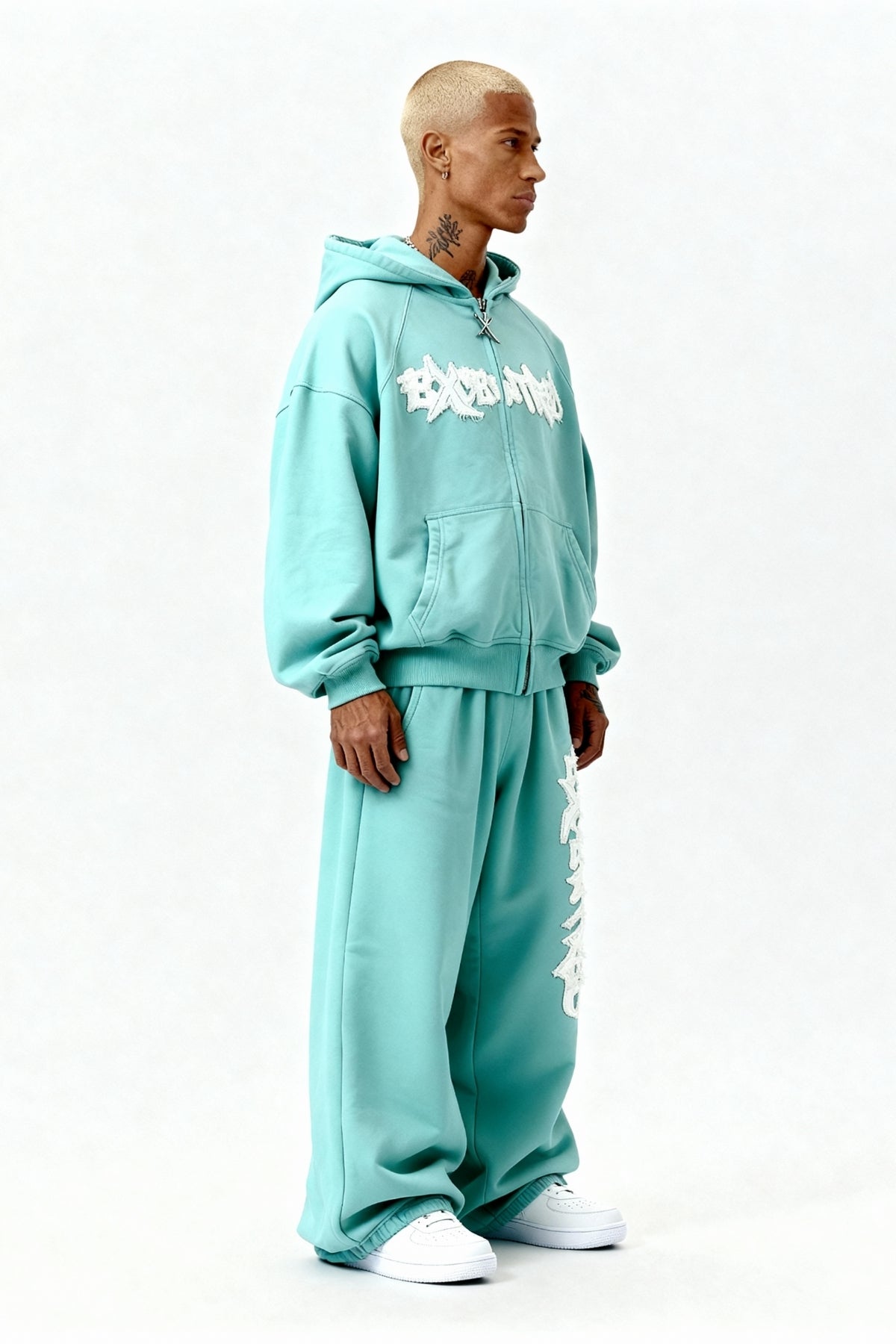 DISTRESSED TRACKSUIT SET CRYSTAL TIFFANY