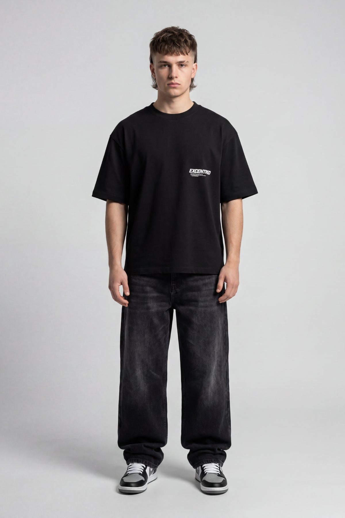 UNIFORM T-SHIRT BLACK