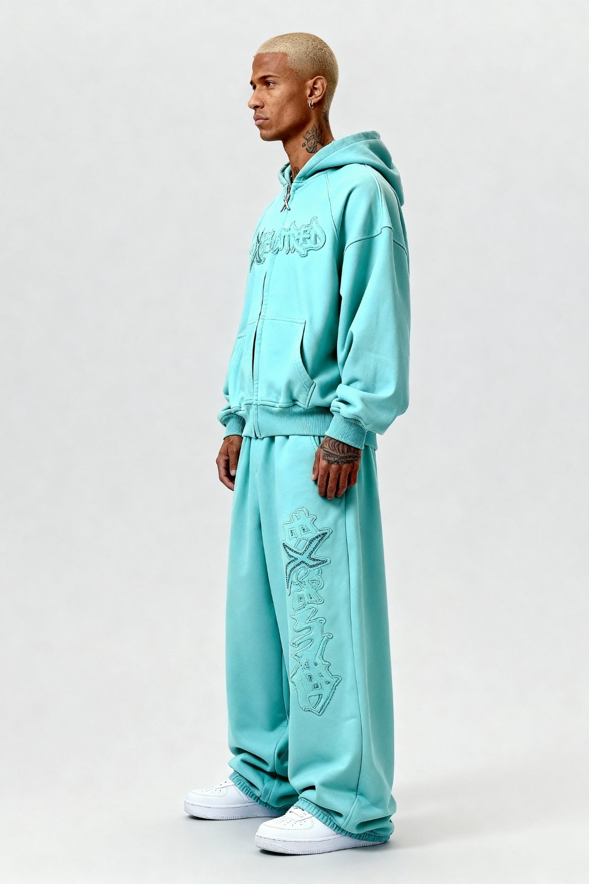 DISTRESSED ZIP HOODIE CRYSTAL TIFFANY