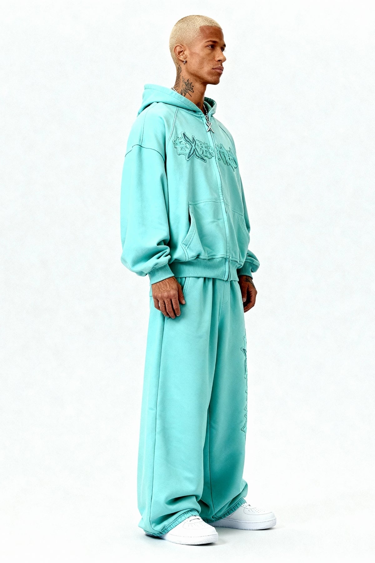 DISTRESSED TRACKSUIT SET CRYSTAL TIFFANY