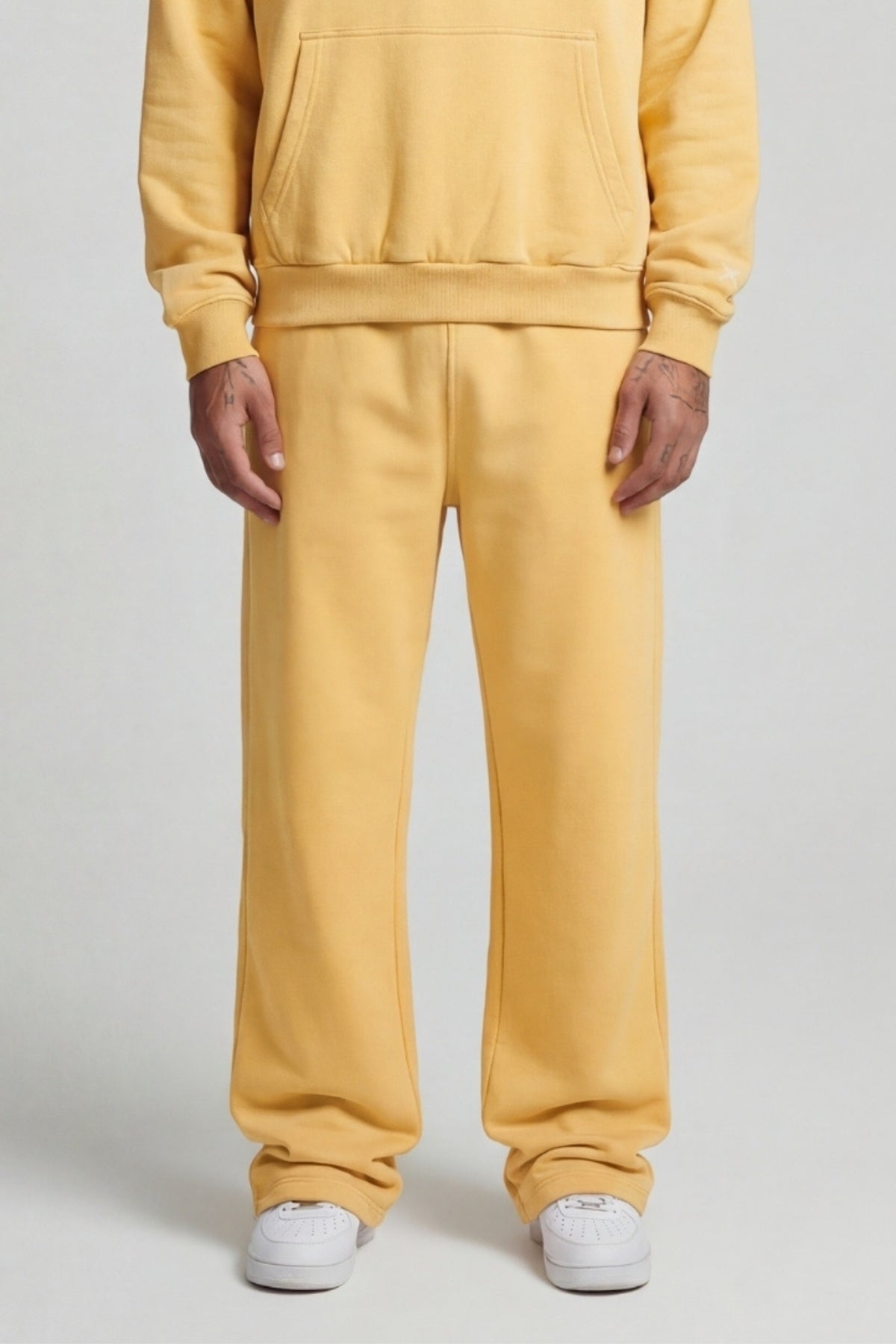 BASIC OPEN LEG JOGGER