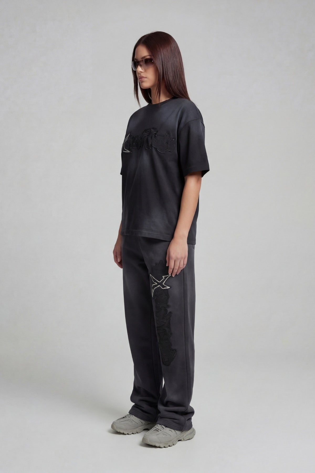 RHINESTONE T-SHIRT CARBON BLACK