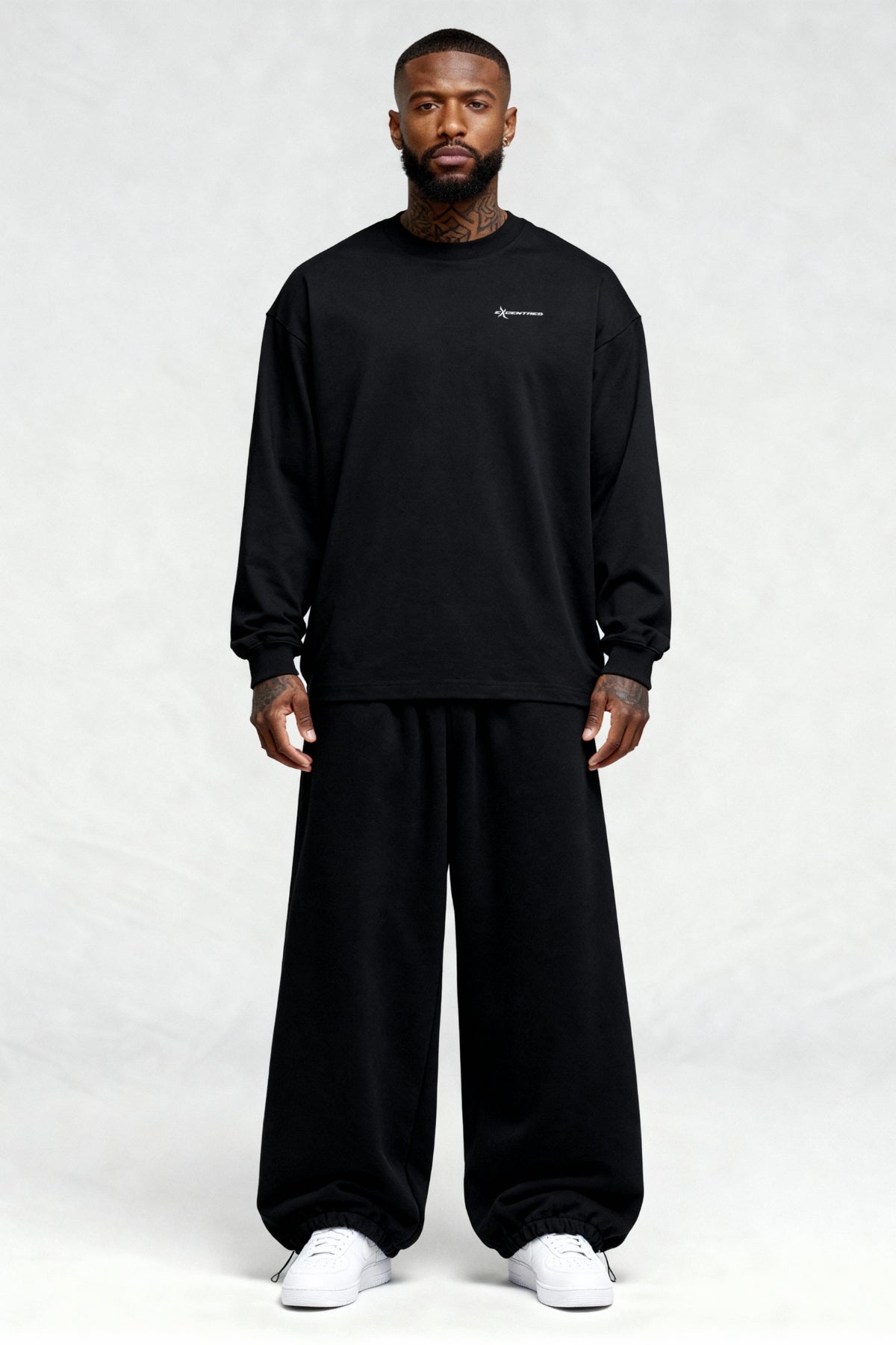 BASIC LONGSLEEVE BLACK