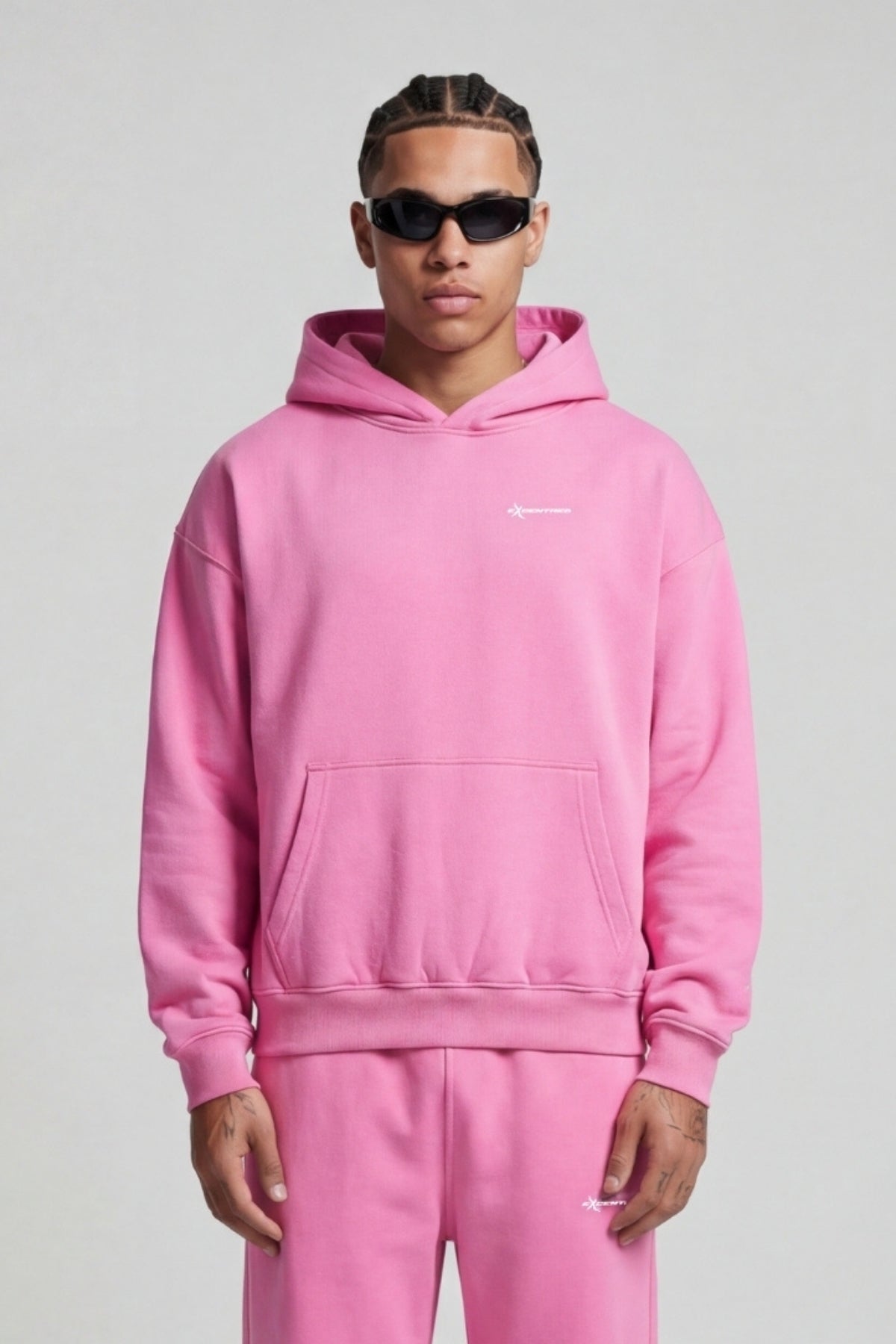 BASIC HOODIE