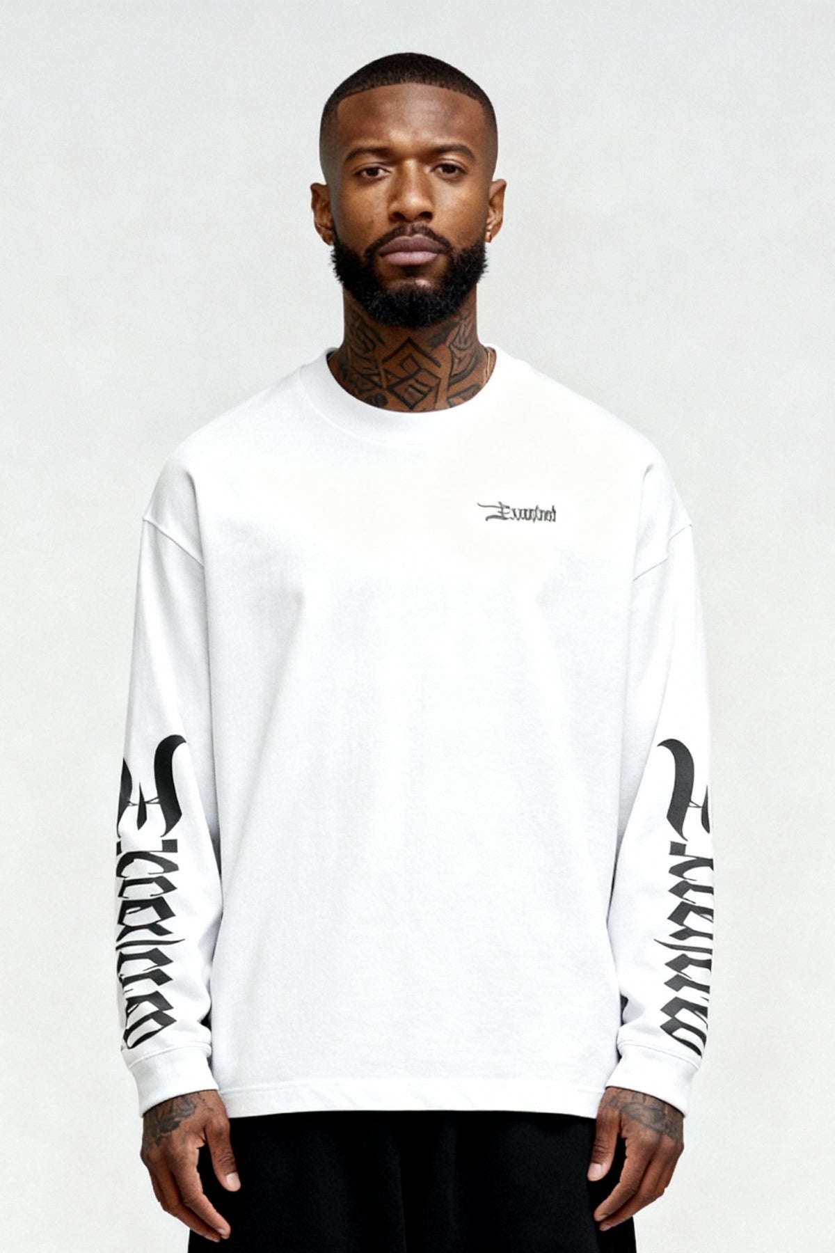 OLD ENGLISH LONGSLEEVE WHITE