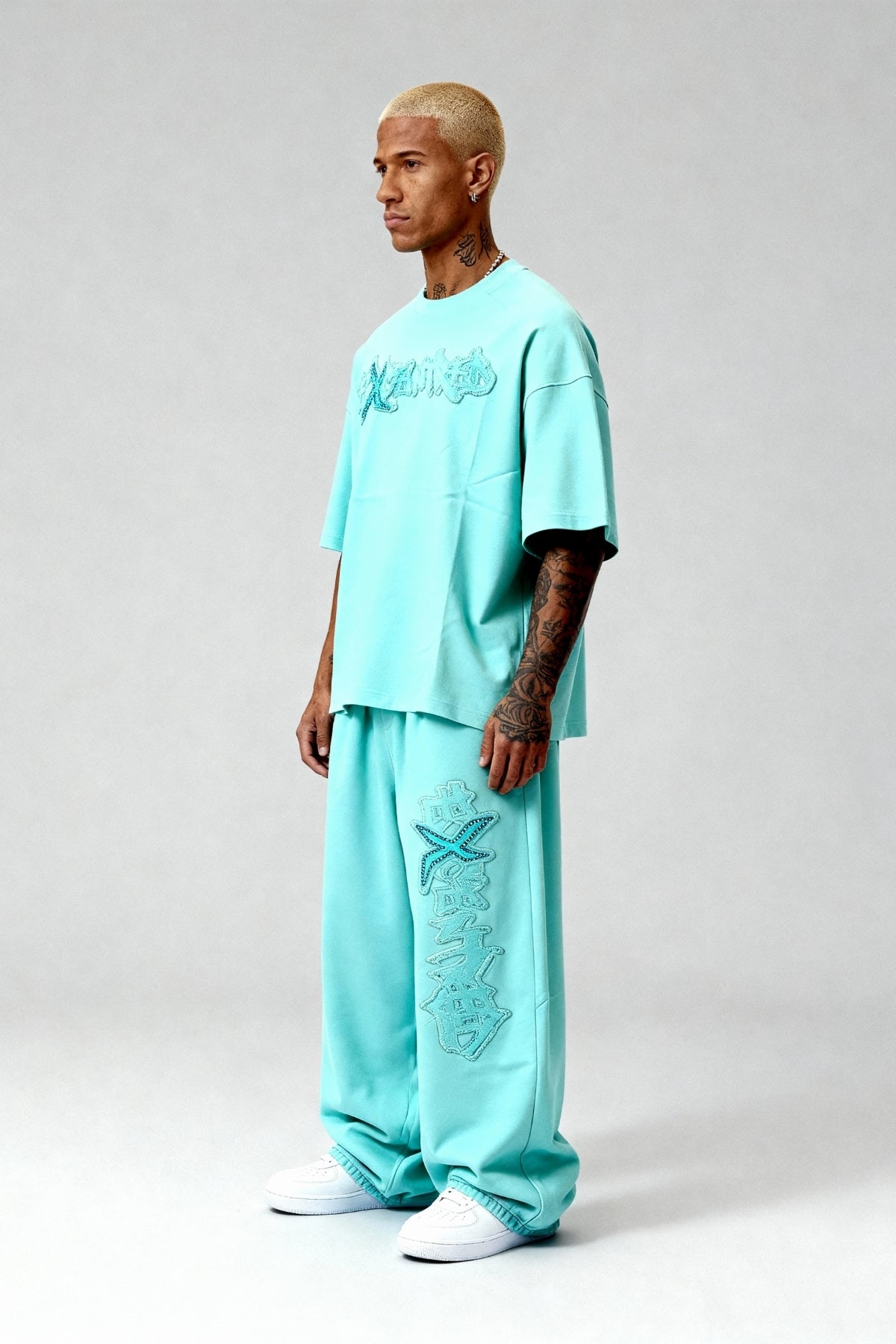 DISTRESSED T-SHIRT SET CRYSTAL TIFFANY