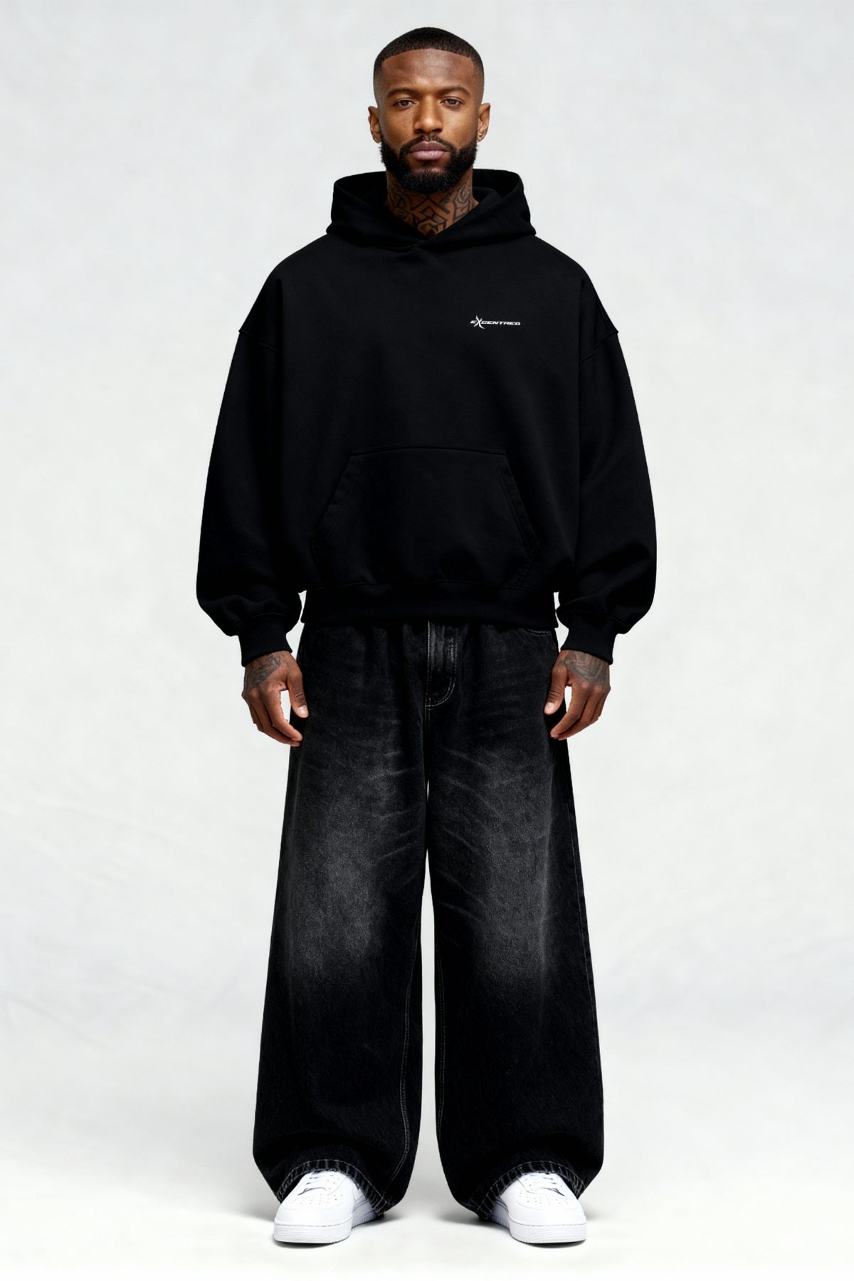 DISTRESSED BASIC HOODIE