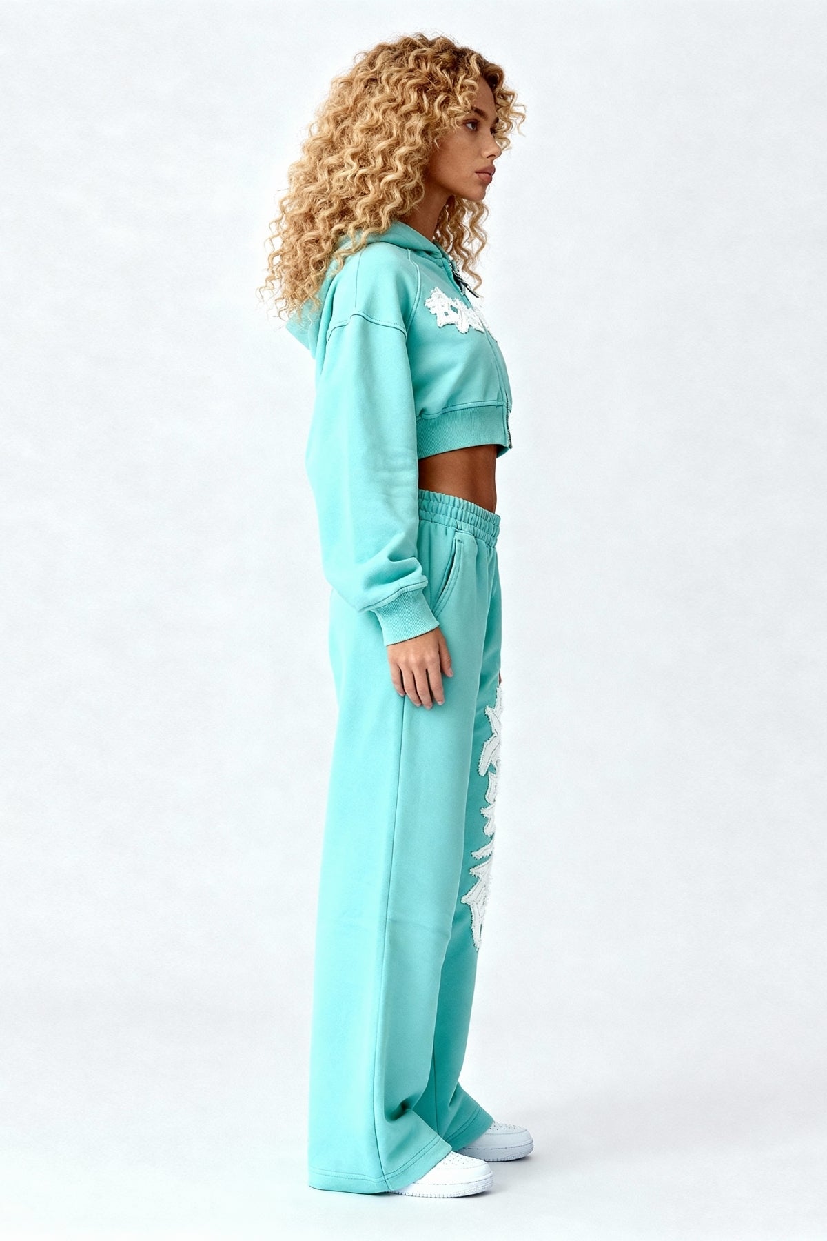 DISTRESSED CROPPED ZIP HOODIE CRYSTAL TIFFANY