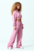 BASIC WMNS SET SAKURA PINK – Set aus Cropped Zip Hoodie und WMNS Jogger von EXCENTRED – Produktbild 3