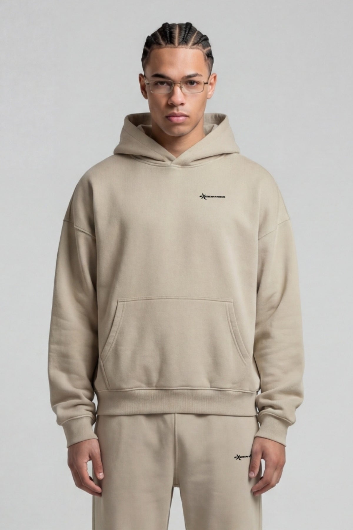 BASIC HOODIE