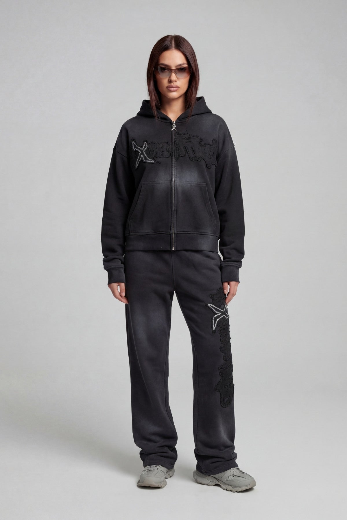 RHINESTONE ZIP HOODIE CARBON BLACK