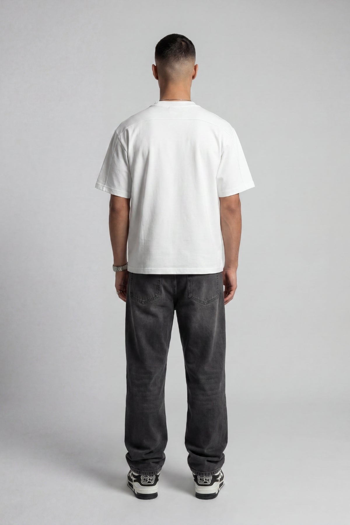 WHITE EMBLEM T-SHIRT