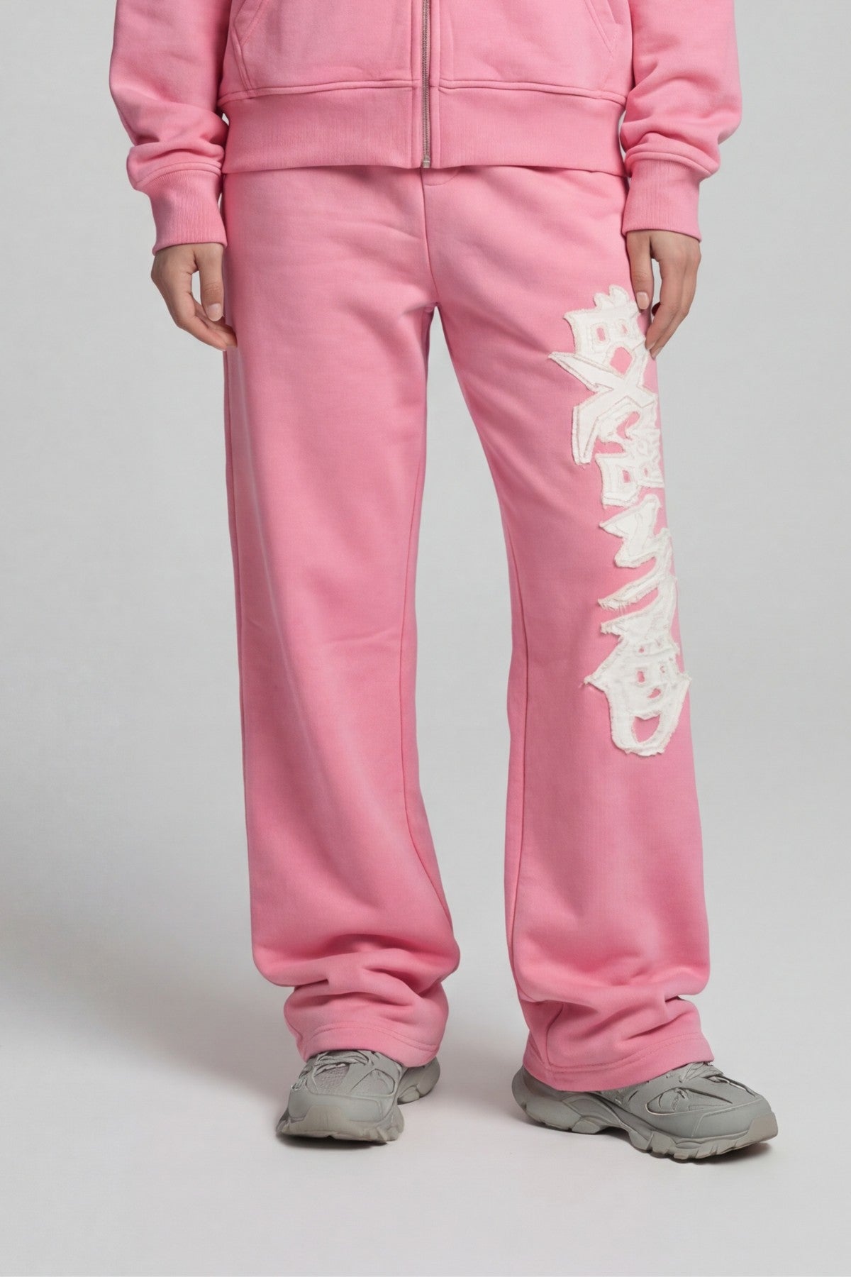 DISTRESSED JOGGER SAKURA  PINK