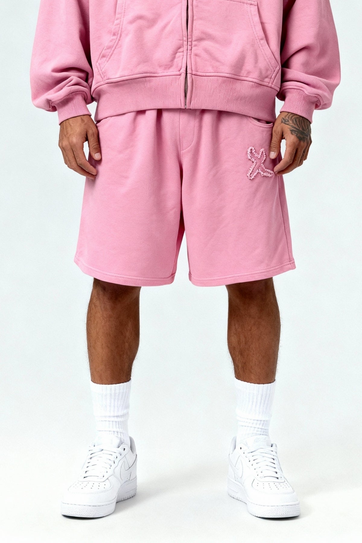 DISTRESSED SHORTS SAKURA PINK