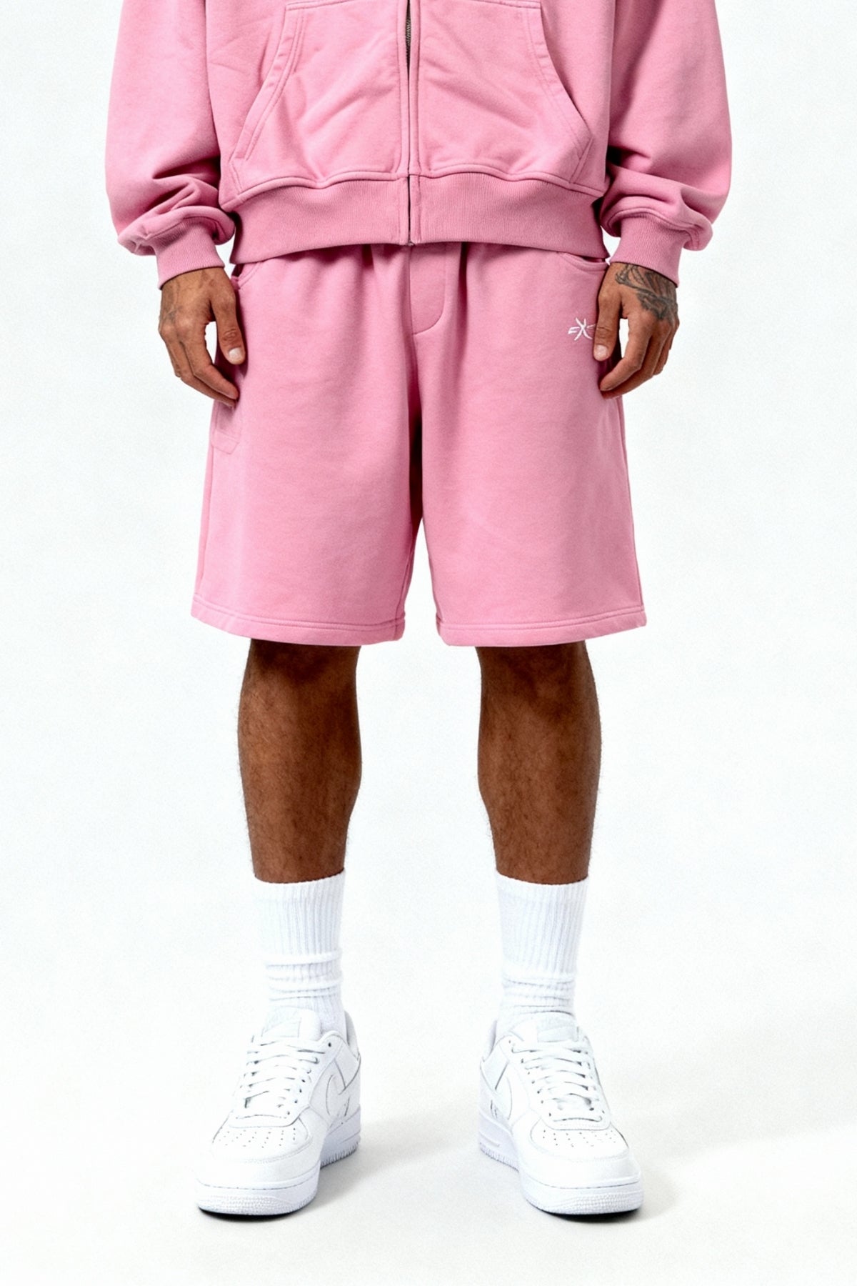 BASIC SUMMER SET SAKURA PINK – Set aus T-Shirt und Shorts von EXCENTRED – Produktbild 3