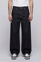RAW STRAIGHT DENIM