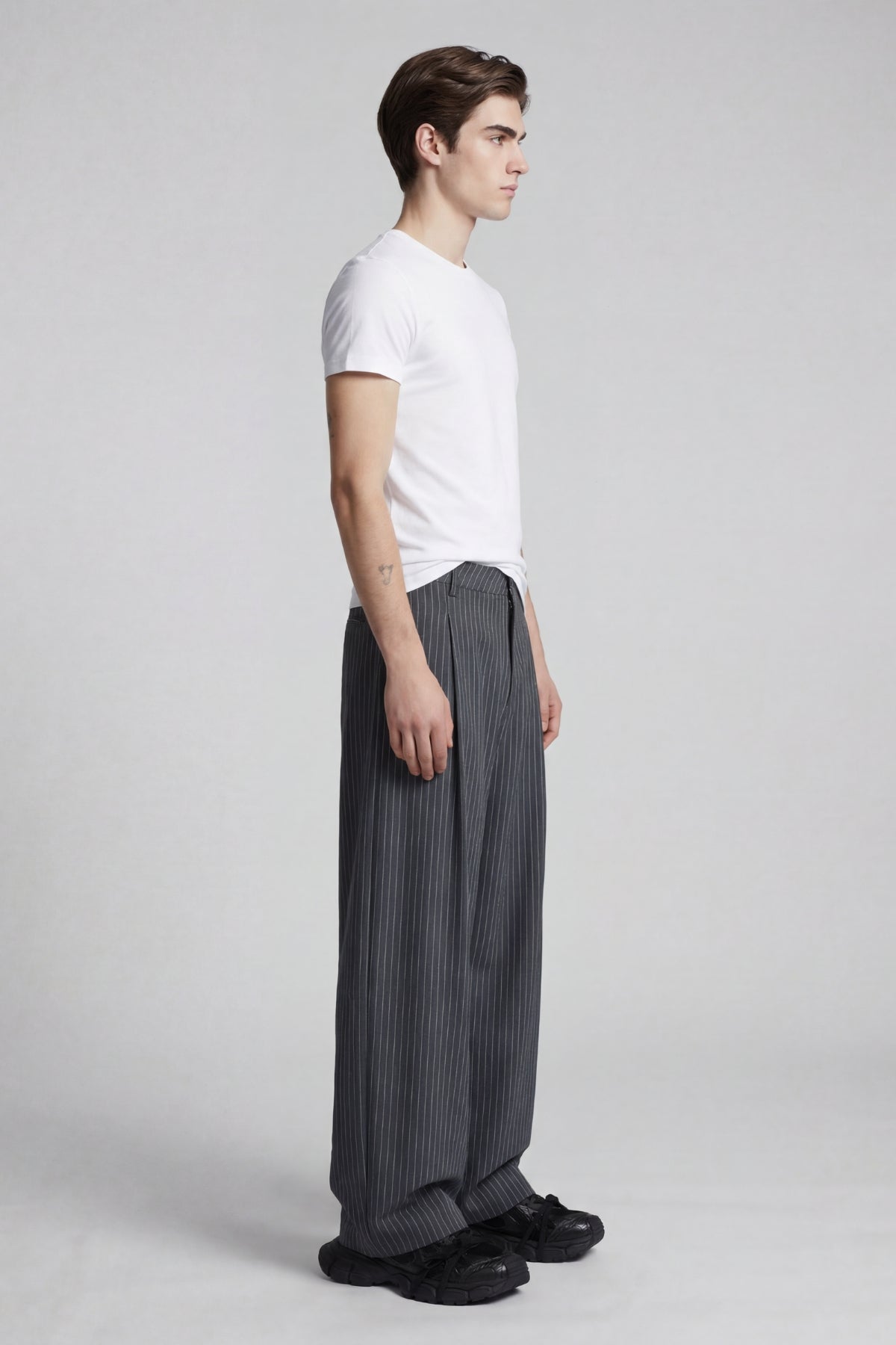 PINSTRIPE WIDE LEG PANTS