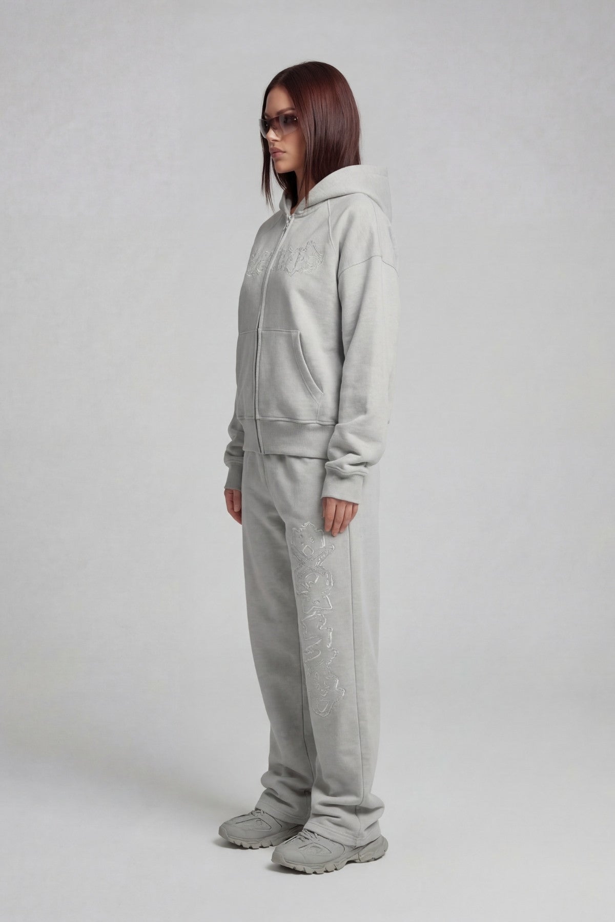 DISTRESSED ZIP HOODIE SMOKE GREY