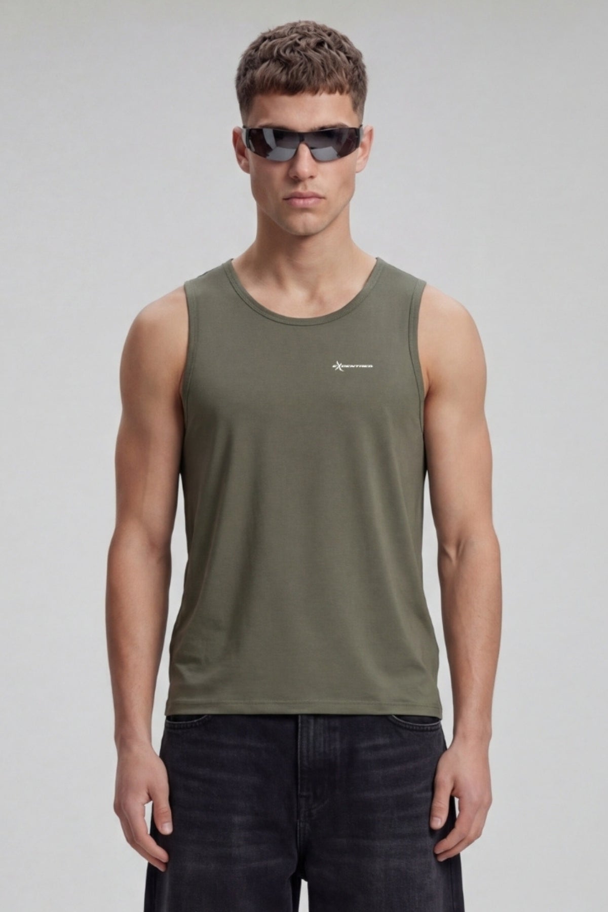 BASIC TANK TOP