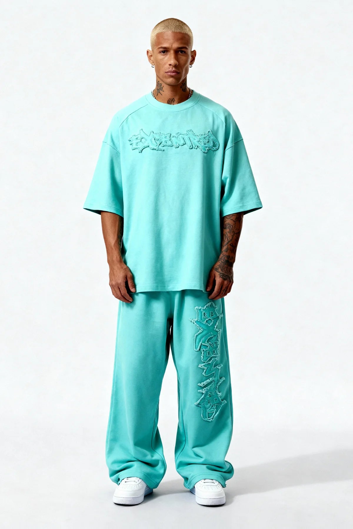 DISTRESSED T-SHIRT SET CRYSTAL TIFFANY