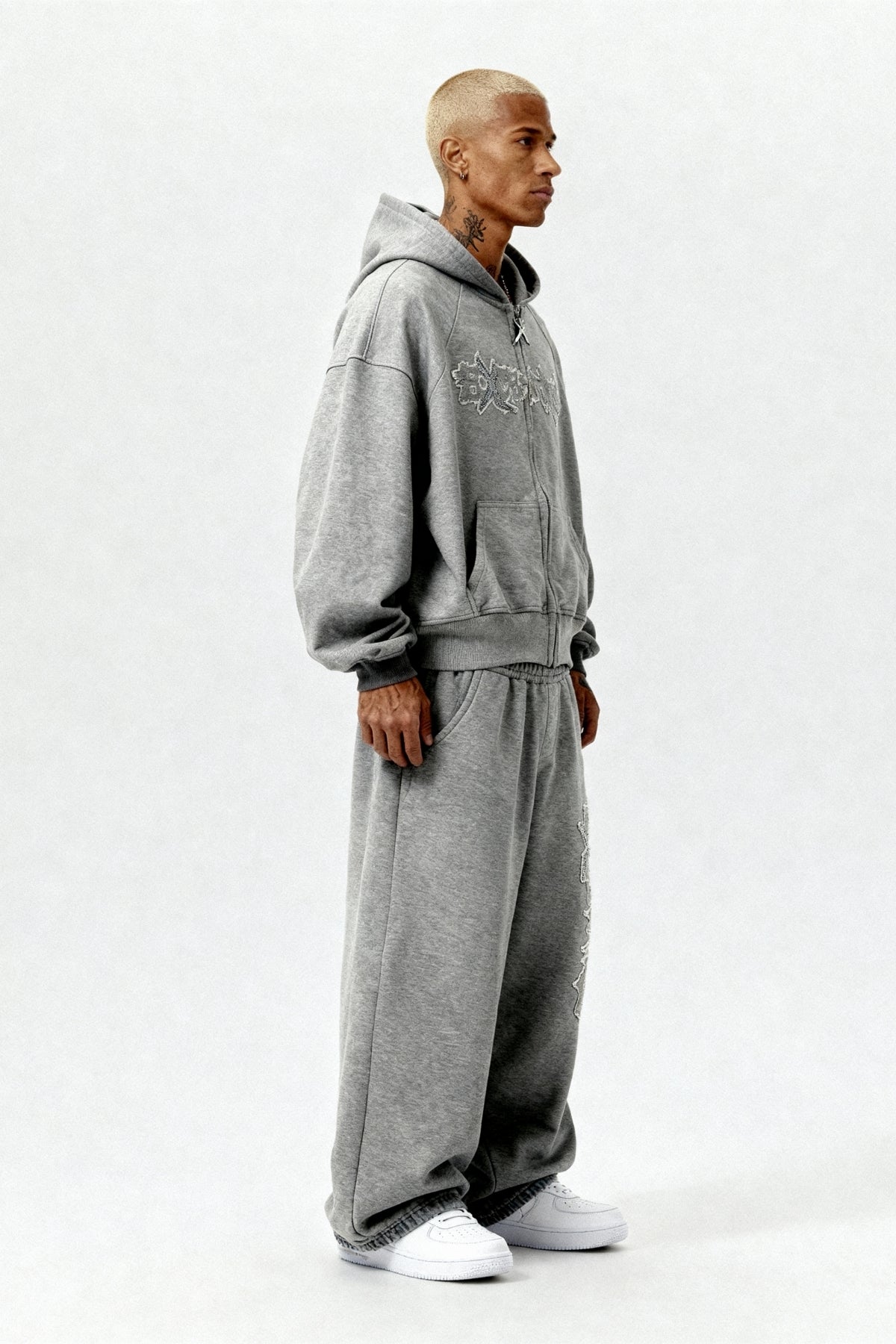 DISTRESSED ZIP HOODIE SMOKE GREY