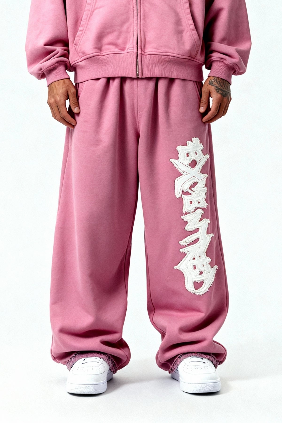 DISTRESSED JOGGER SAKURA  PINK