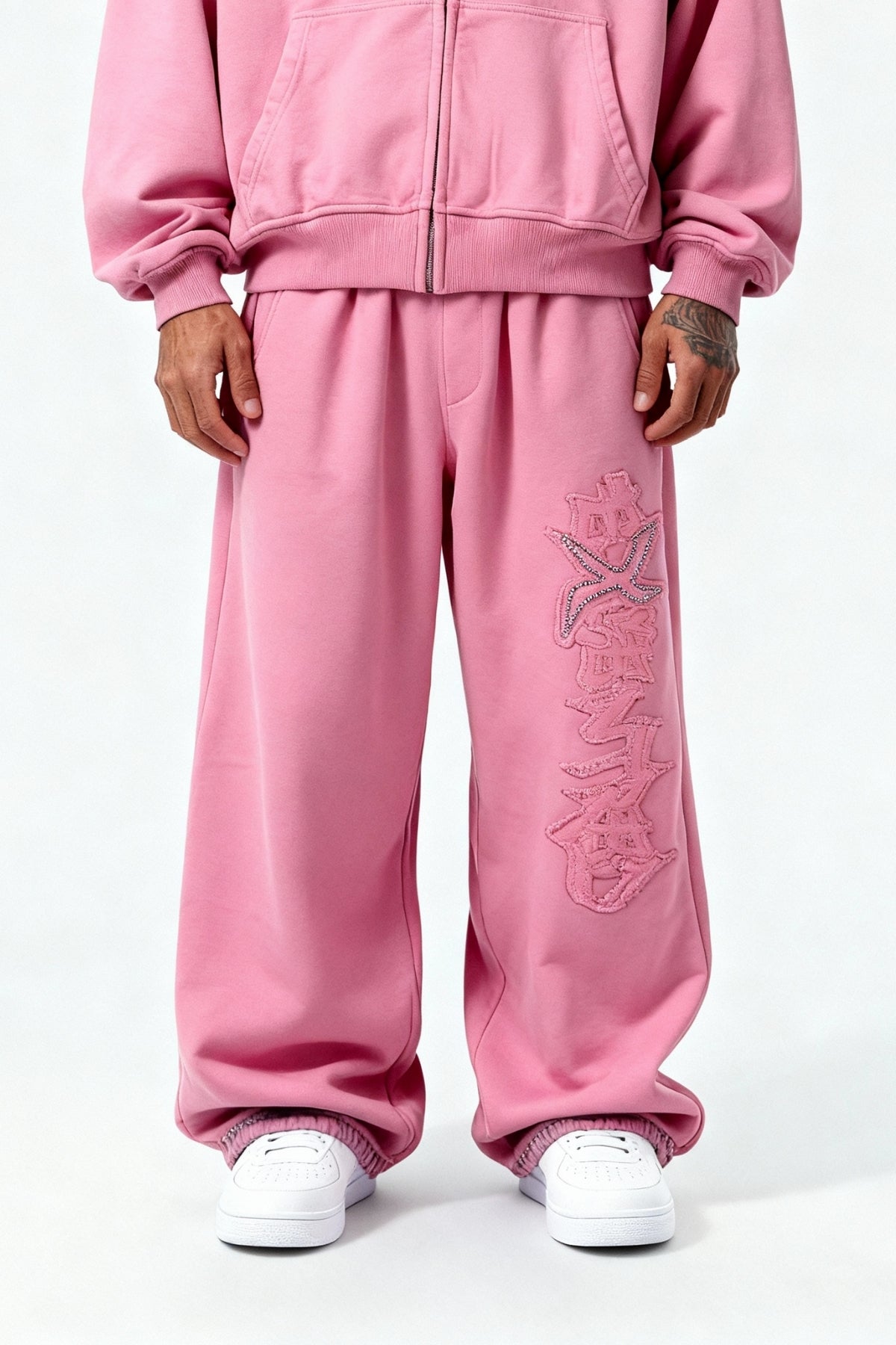 DISTRESSED JOGGER SAKURA  PINK