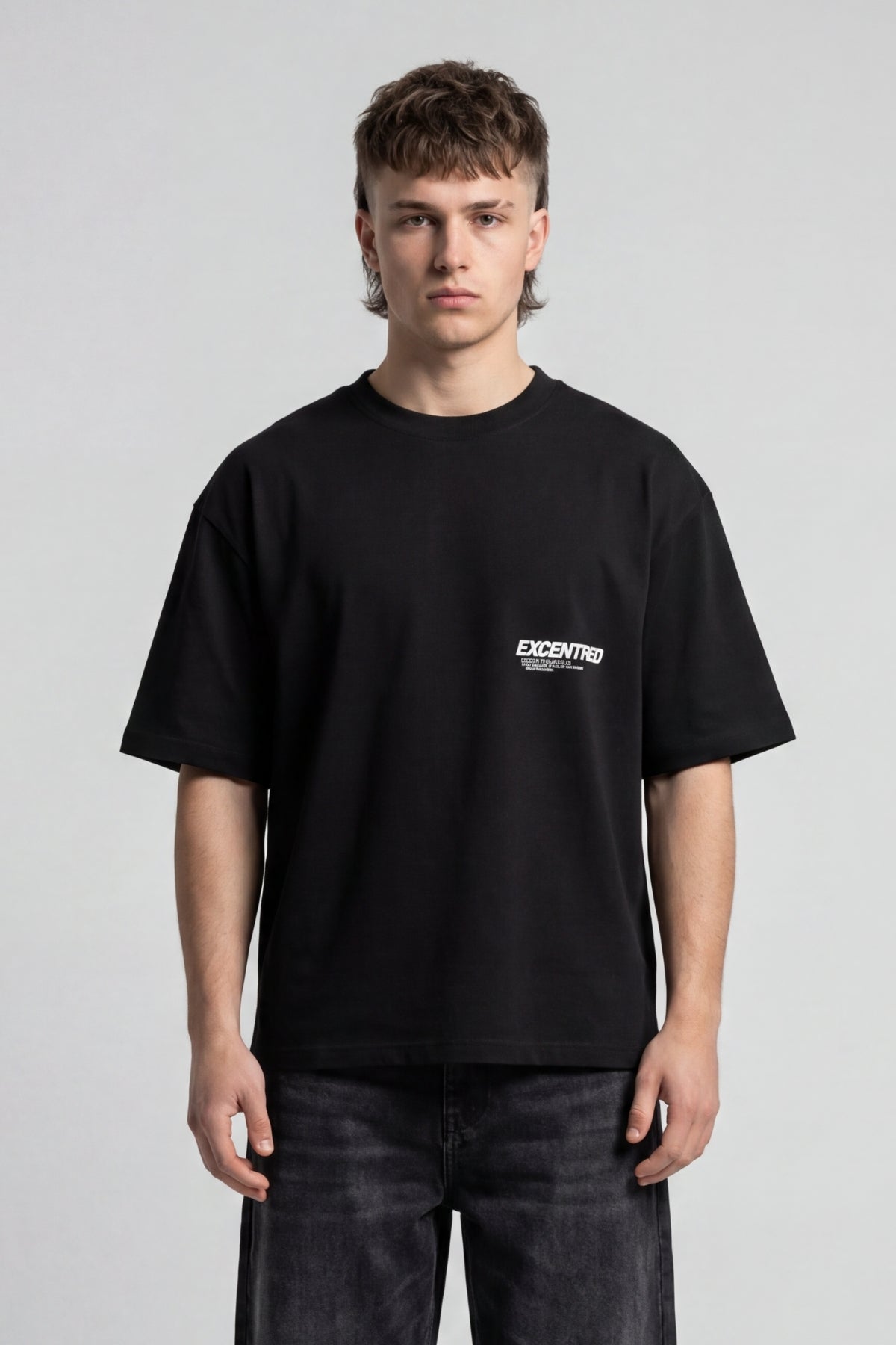 UNIFORM T-SHIRT BLACK
