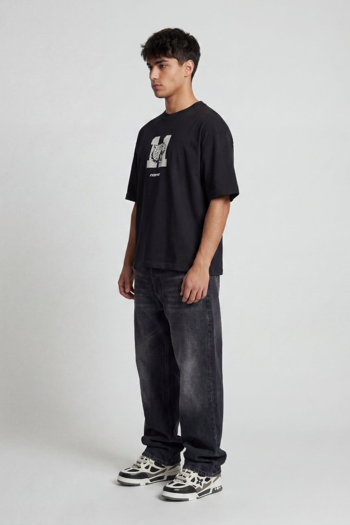 ELEVEN T-SHIRT