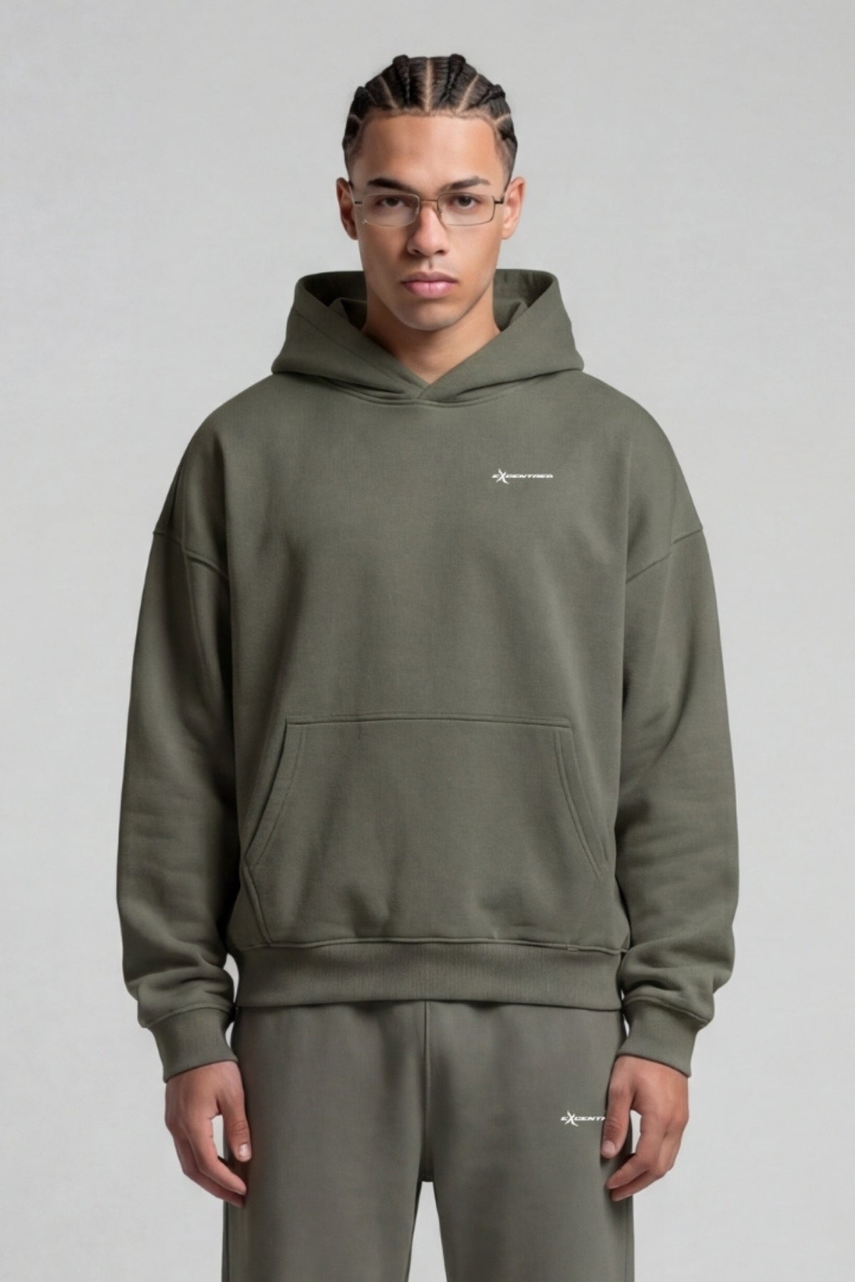 BASIC HOODIE