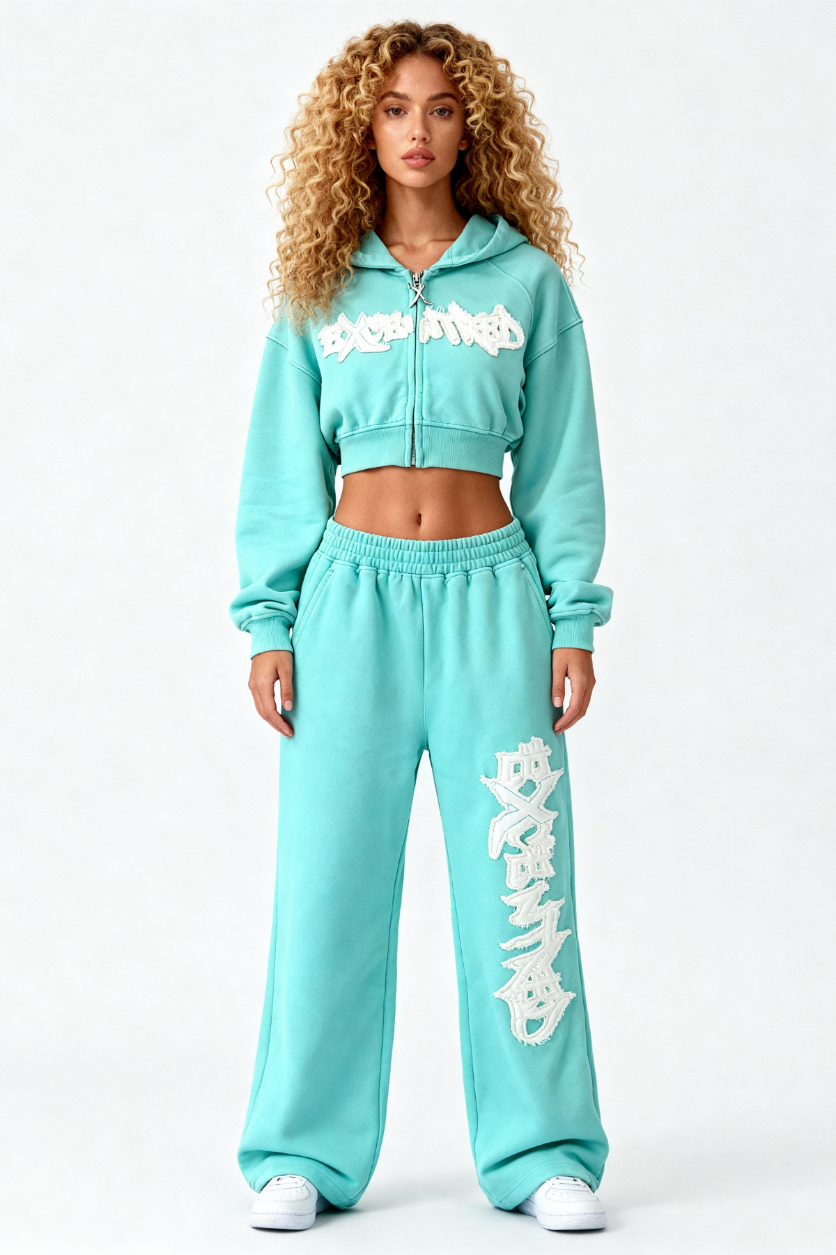 DISTRESSED WMNS JOGGER CRYSTAL TIFFANY