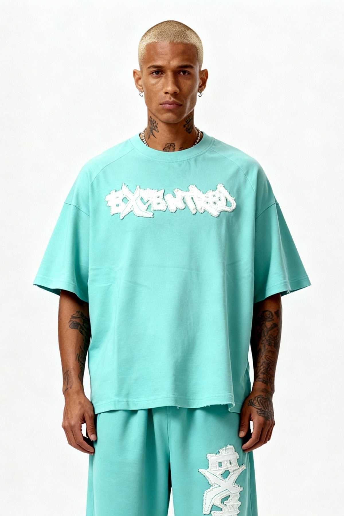 DISTRESSED T-SHIRT CRYSTAL TIFFANY