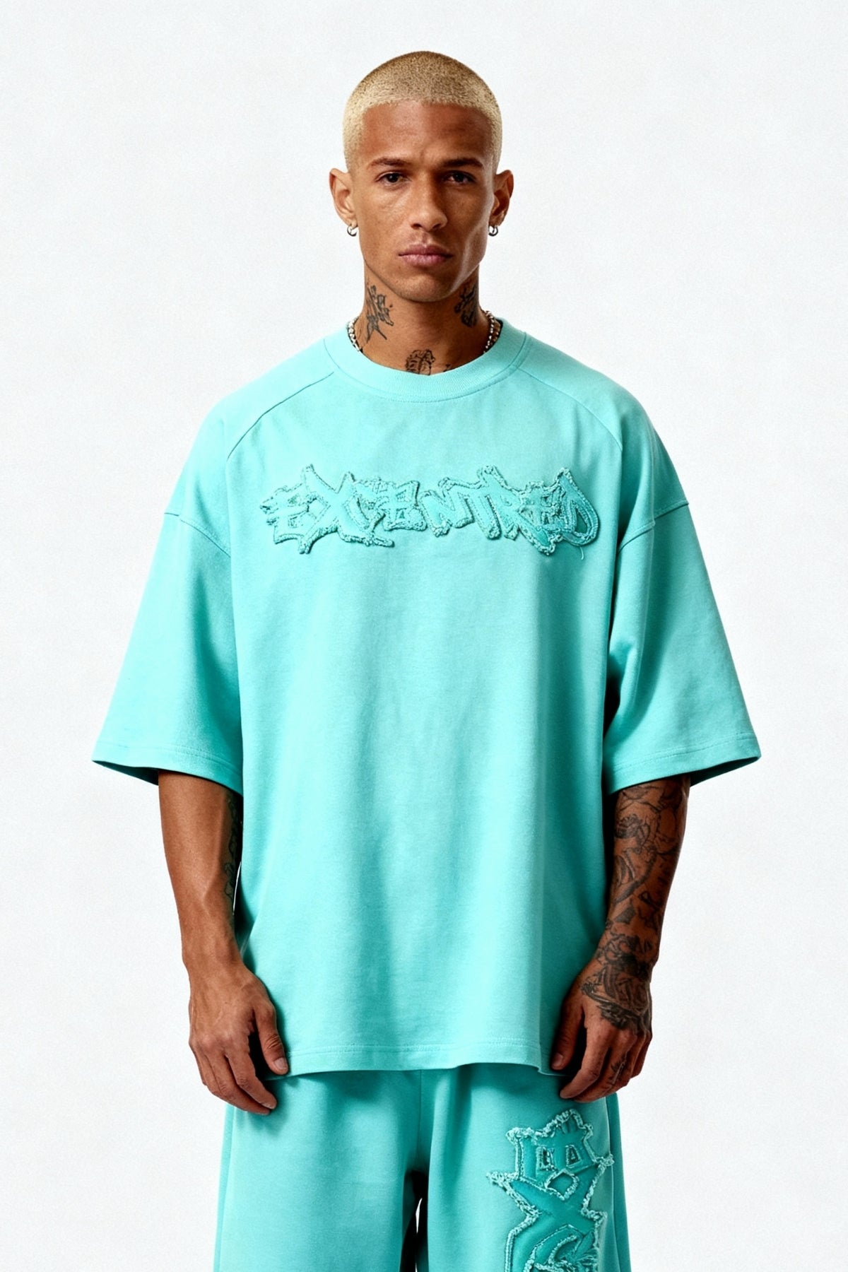 DISTRESSED T-SHIRT CRYSTAL TIFFANY