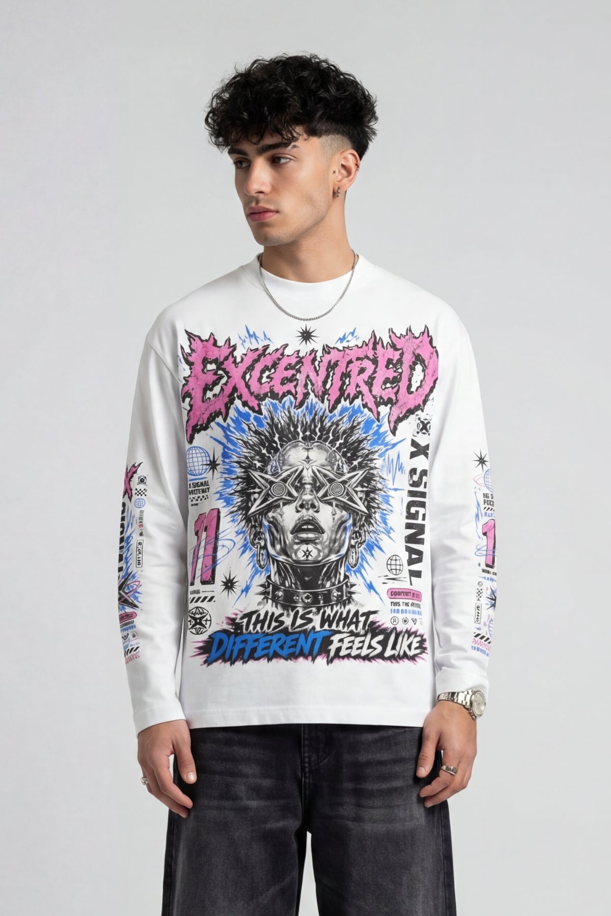 DIFFERENT LONGSLEEVE