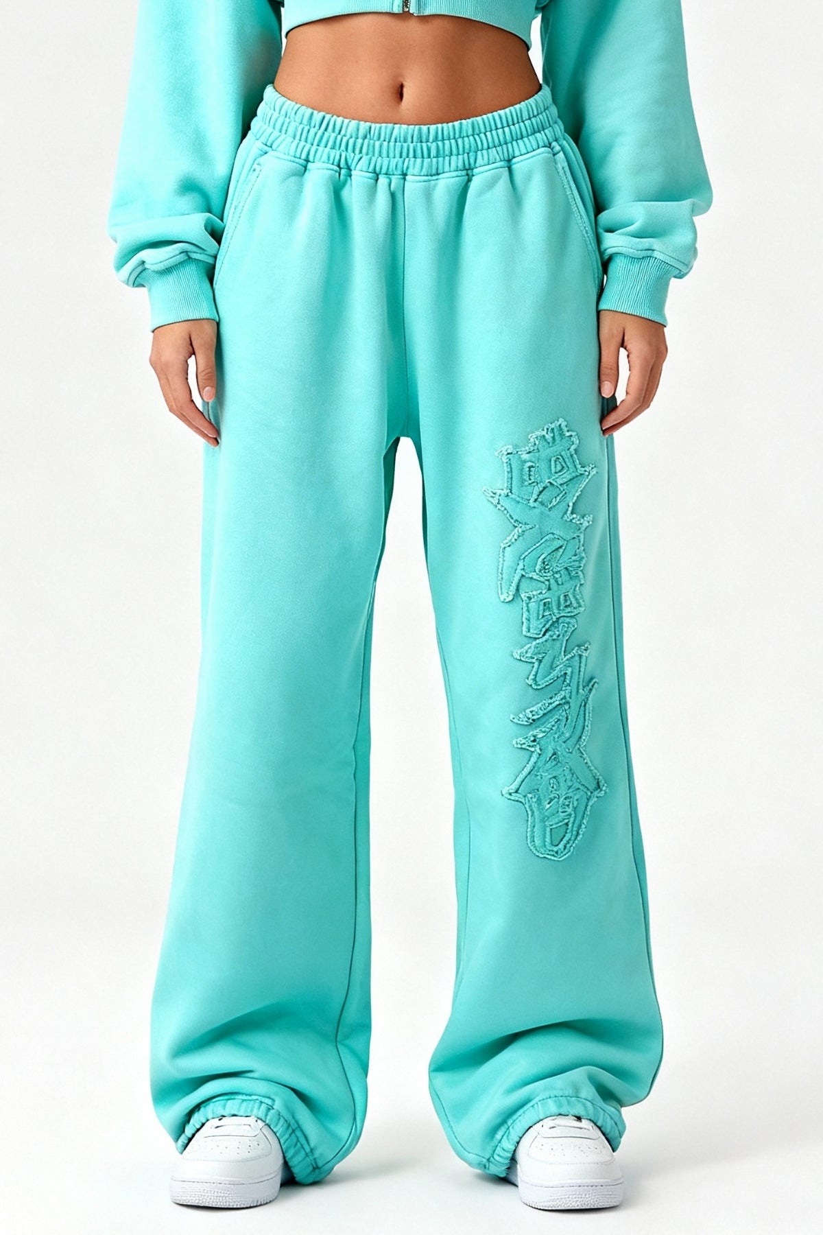 DISTRESSED WMNS JOGGER CRYSTAL TIFFANY