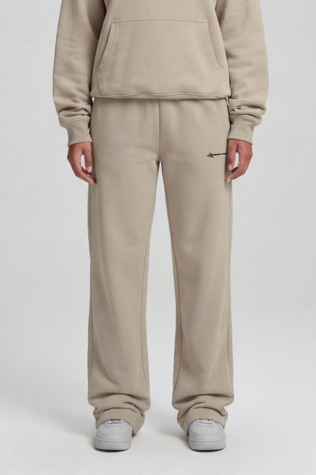 BASIC OPEN LEG JOGGER