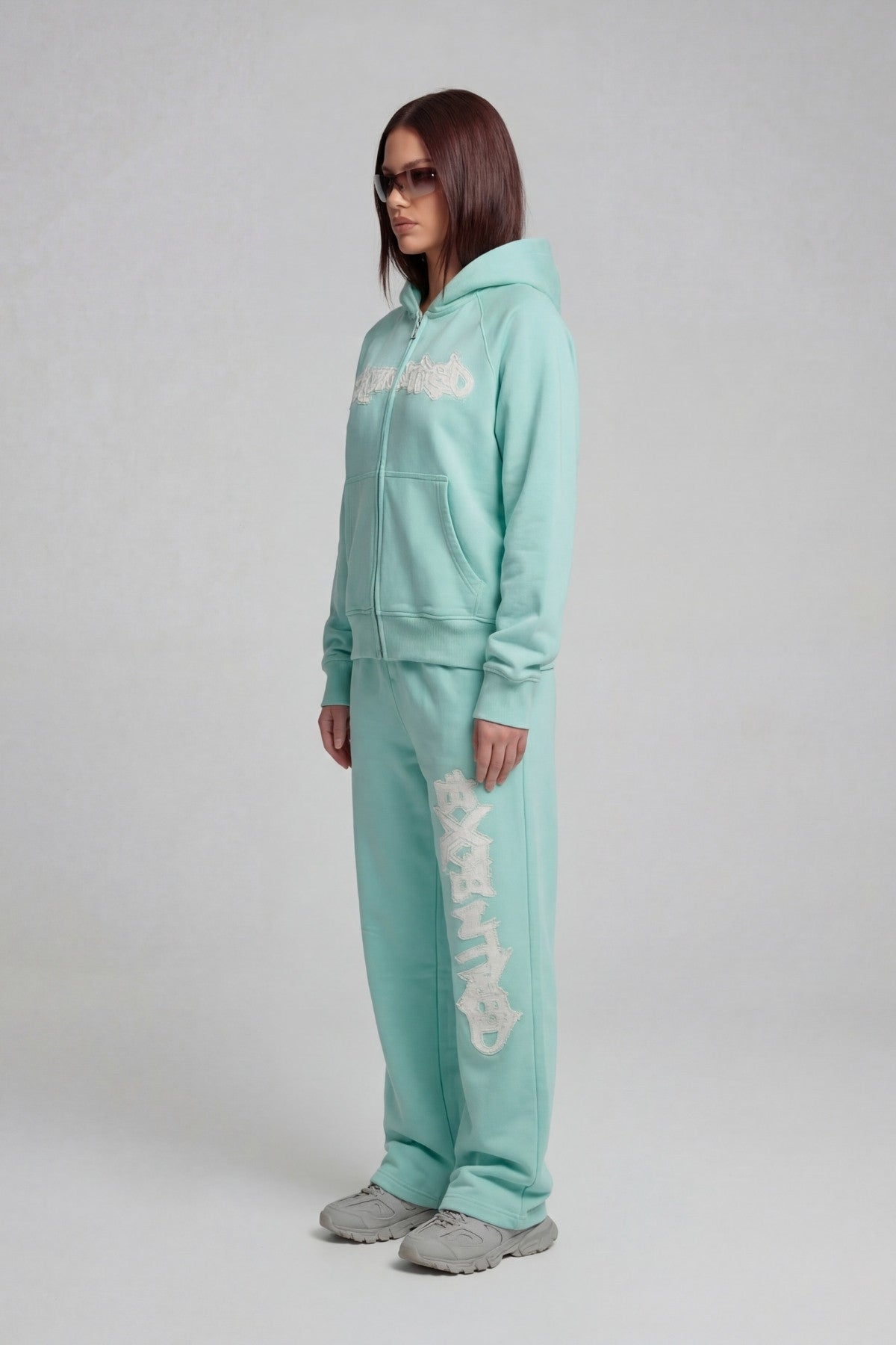 DISTRESSED ZIP HOODIE CRYSTAL TIFFANY