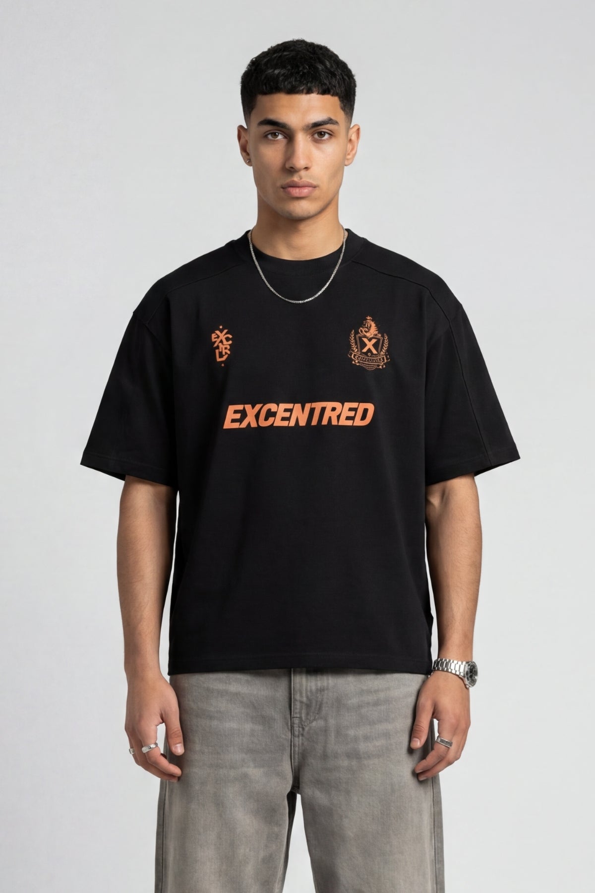 BLACK EMBLEM T-SHIRT