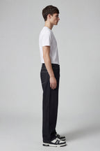 RAW STRAIGHT DENIM