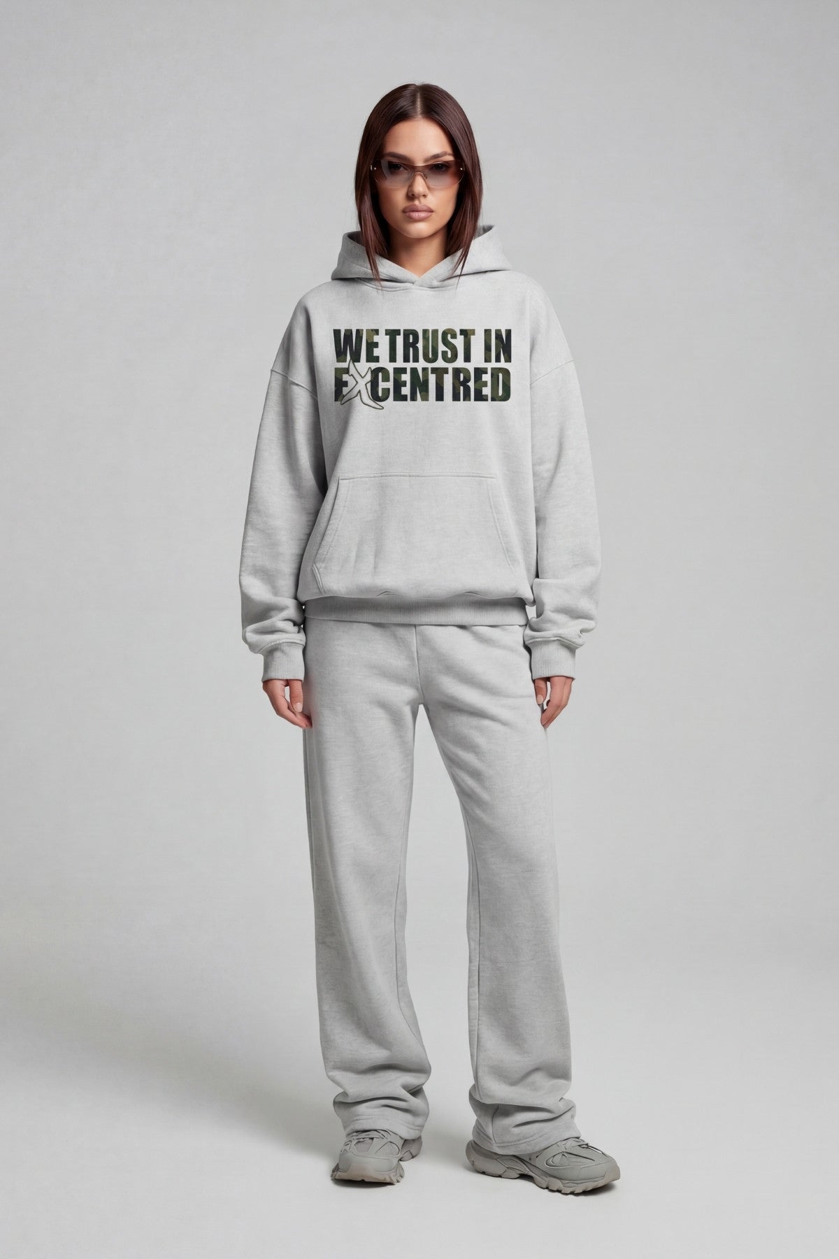 TRUST HOODIE LIGHT GRAY