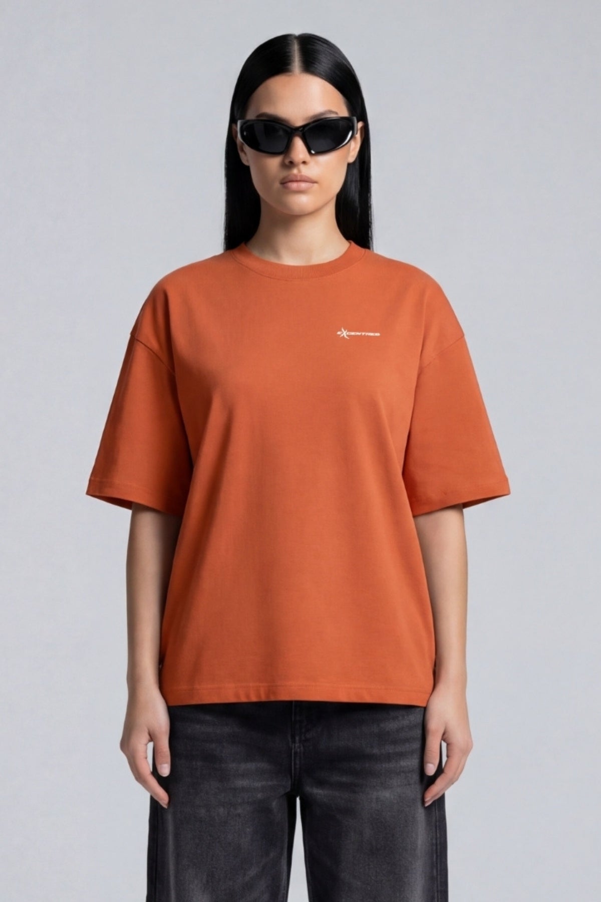 BASIC TEE