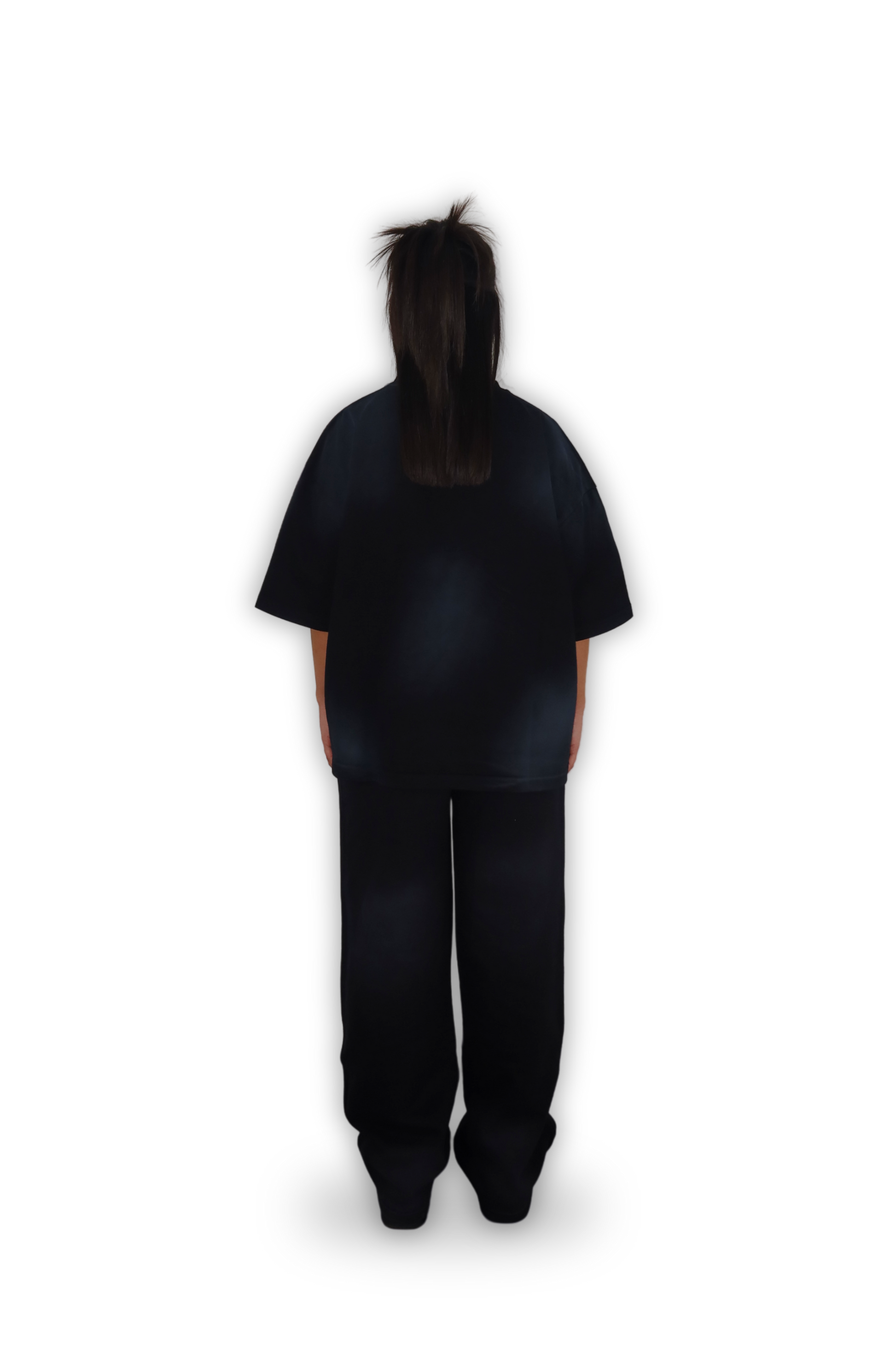 BLACK T-SHIRT