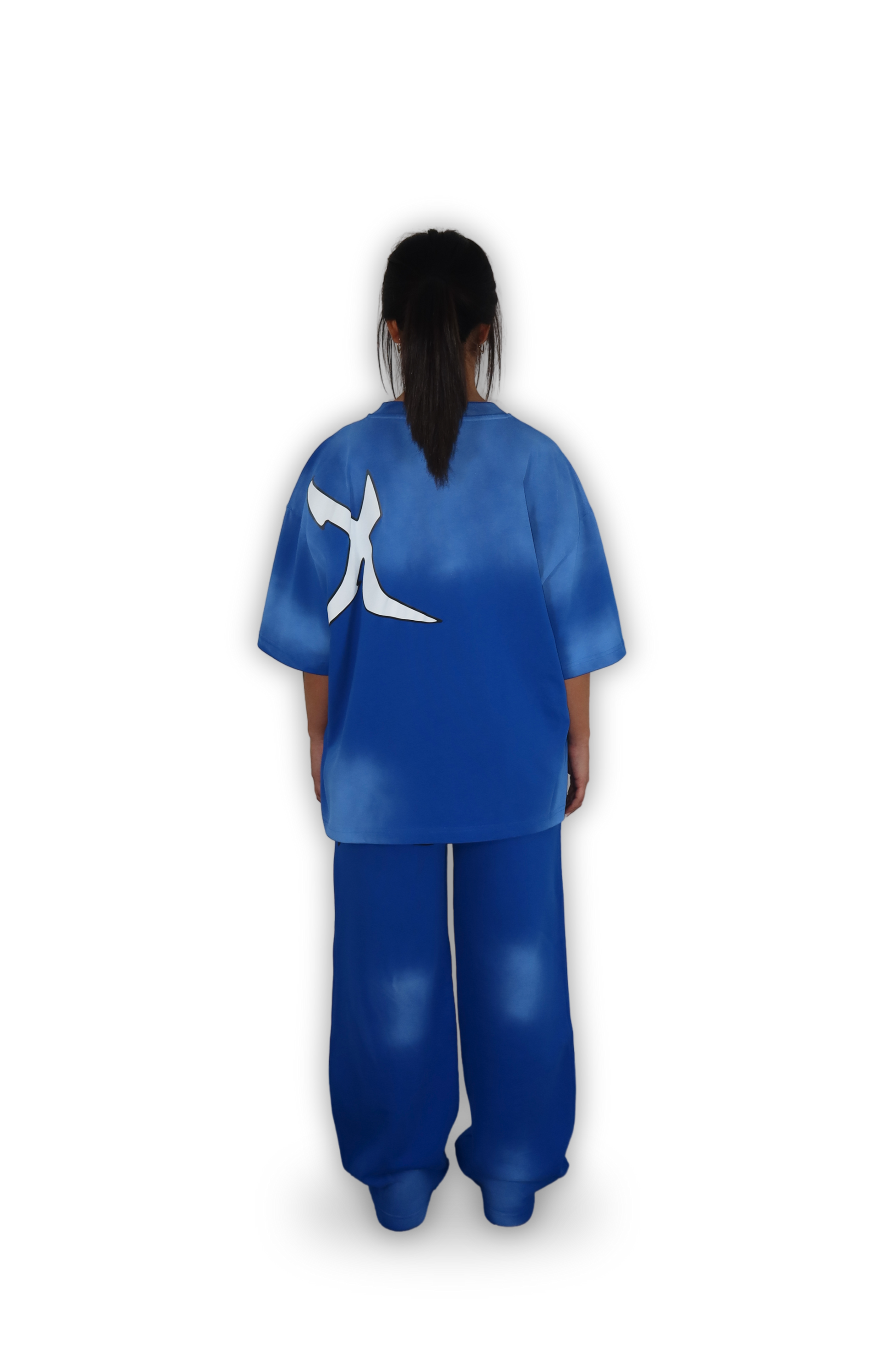 BLUE GRAFFITI TEE