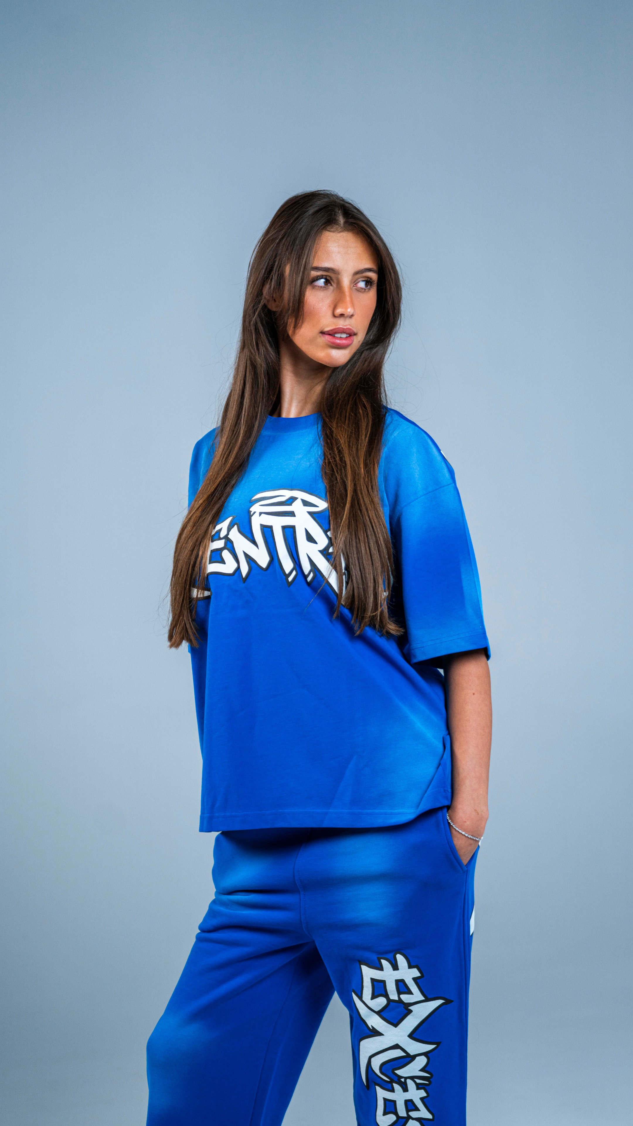 BLUE GRAFFITI TEE