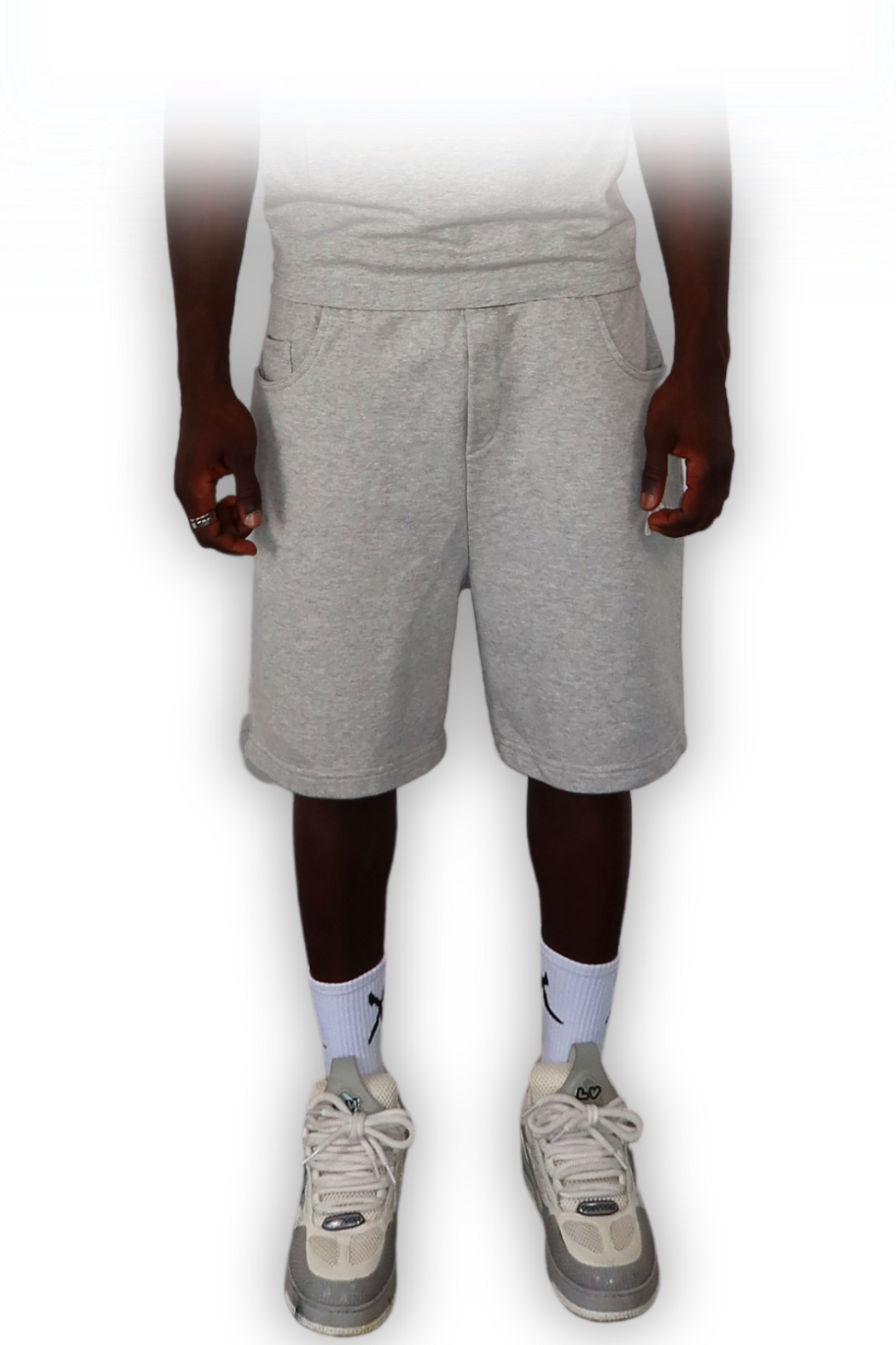 DISTRESSED SHORTS GREY